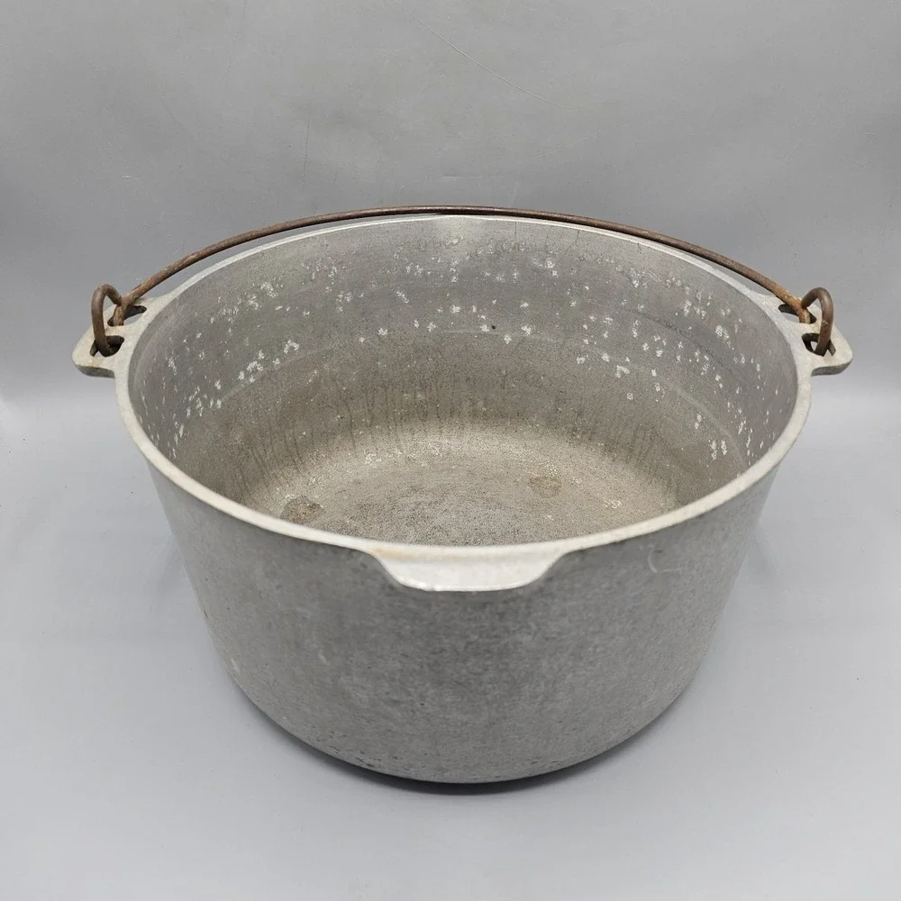 Vintage‎ Super Maid Cast Aluminum 10 Quart Stockpot Spout Handle Kettle Caldron